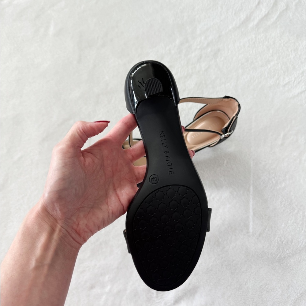 Kelly & Katie Black Ankle Strap Low Heel Sandals Size 8M – New - Picture 5 of 7